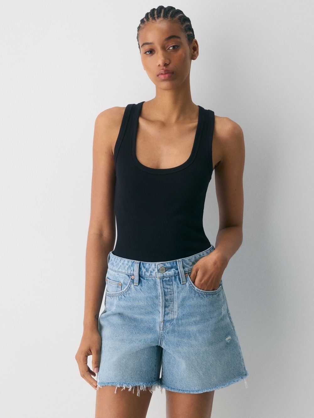 Aritzia Women’s Ex-Boyfriend Hi Mid-Thigh Denim Short